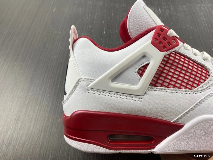 HYPE Jordan Alternate 89 Retro Air 4 308497-106 0814